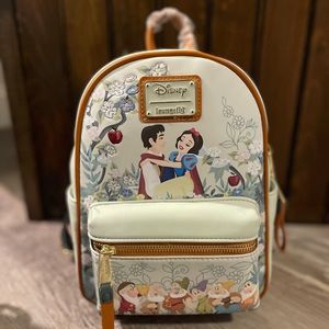 Snow White loungefly